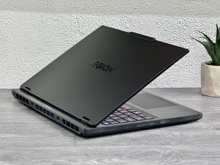 Lenovo Legion 5 15IRX10 6